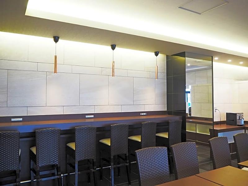 Hotel Wbf Namba Motomachi Oszaka Kültér fotó